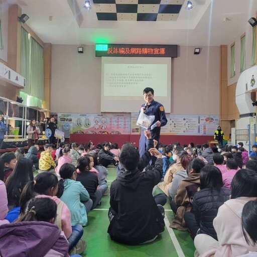 寒假將至！大園警前進校園宣導交通與反詐觀念