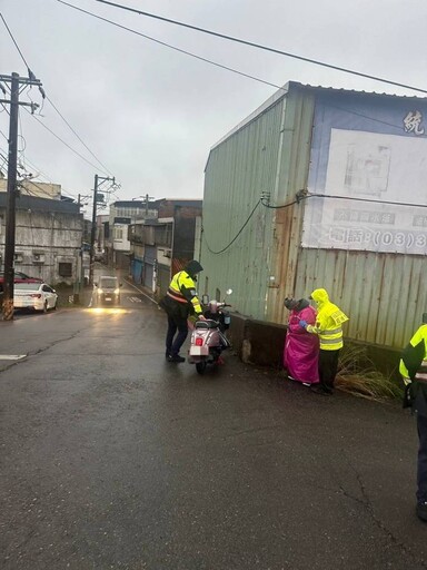 開工日2機車碰撞 當事人各說各話