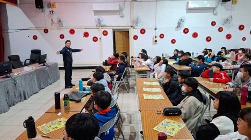 開學前夕強化安全知識 大園警傳授學童自保觀念