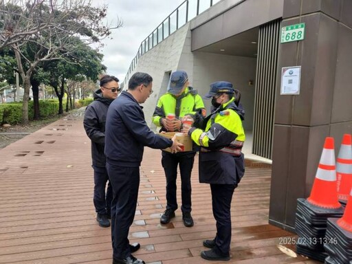 燈會交通攻略 市府推5條免費接駁車助民眾輕鬆賞燈