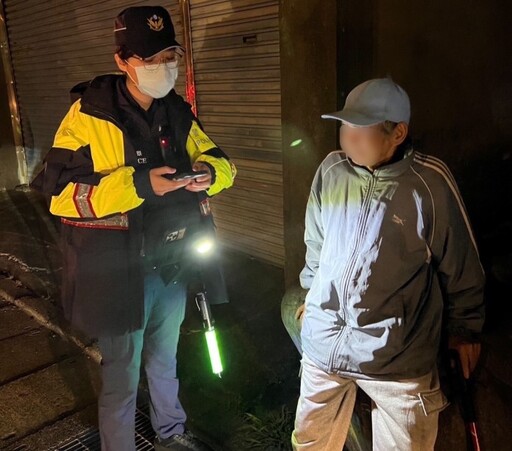 逛完市場忘記回家的路 龍潭警助失智翁返家團圓