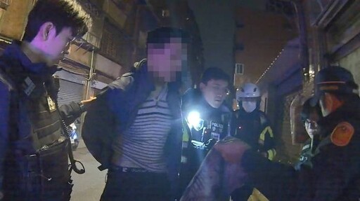 通緝犯假意配合突逃跑 桃園警民追逐200公尺合力壓制