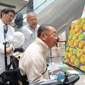 以畫筆詮釋生命韌性 國際口足畫家聯展部桃登場