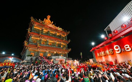 桃園龍德宮南巡遶境起馬 張善政點炮恭送四媽祖