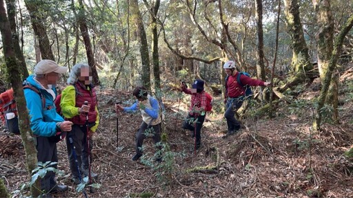 3女1男登山迷途 桃消巴陵分隊靠這招火速尋人