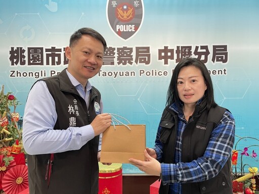 中壢分局鐵娘子邱淑惠育兒兼進修 榮登警佐榜展現堅毅精神