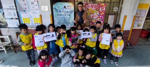 台版《和豬豬一起上課的日子》 桃園龍岡國小舉辦校豬「來福」紀念會