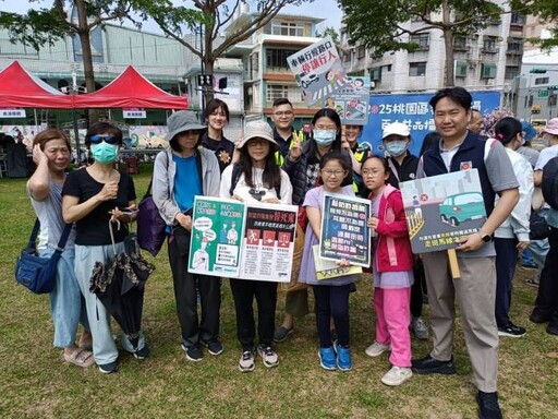 桃警前進「大樹林文化巡禮」活動宣導 強化民眾交安觀念