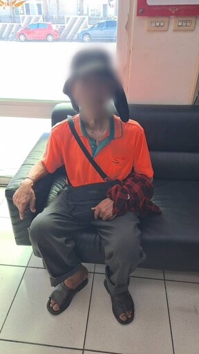 重聽翁忘記回家的路 八德警靠這1物聯絡家屬