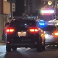 不滿排氣管太大聲！中壢2男竟持刀追人 遭警方帶回