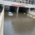 平鎮環南地下道LED看板失靈害汽車泡水拋錨？桃園工務局澄清