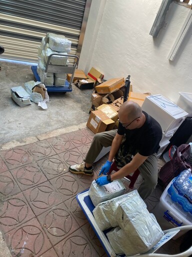 社群兜售「喪屍煙彈」9人全遭逮 主嫌屋內竟藏破億毒品原料