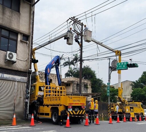 台電桃園區處為豪大雨超前部署 穩定電網運作