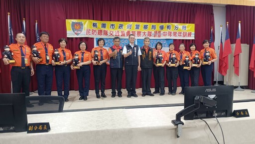 攜手促進地方交通安全 楊梅警辦理常年訓練提升義交協勤能力