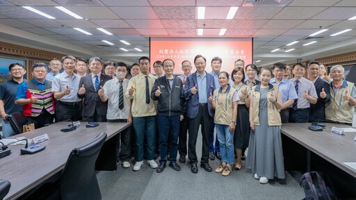 桃園德修宮慈善文教基金會關懷清寒學子 468人獲頒獎助學金