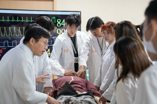 長庚大學醫學預科暑期課程開跑 海外學子親身體驗台灣醫療實力