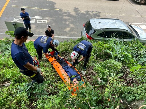 提升山域災害救援能力 桃園消防前進巴陵古道實地訓練