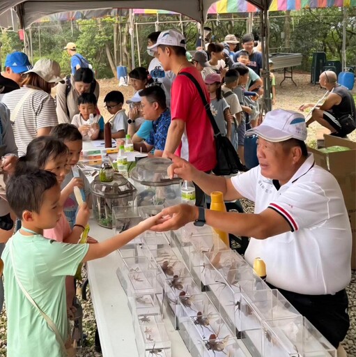 桃園蘆竹羊稠步道甲蟲季開跑 VR導覽陪親子邊玩邊學