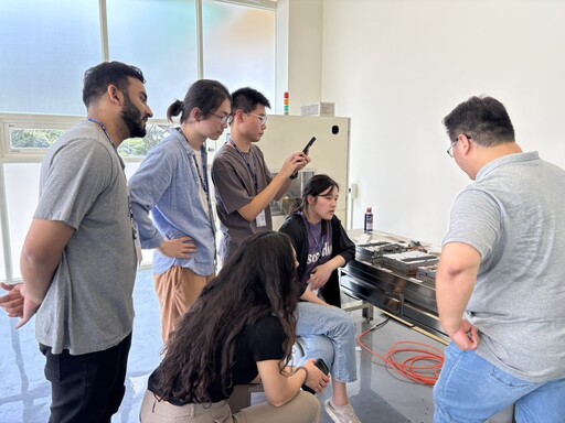 龍華科大打造亞洲半導體教育樞紐 海外知名大學來台交流技術