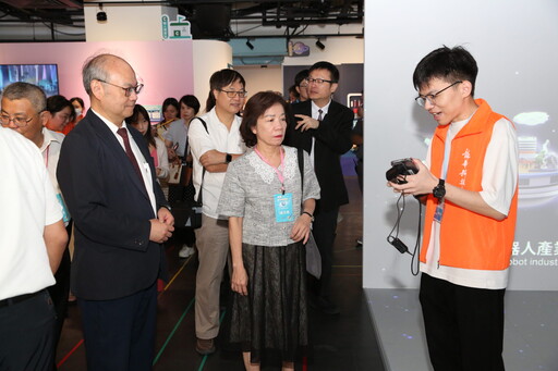 龍華科大攜手科教館推技職FUN星際展 虛實體驗吸引青年探索