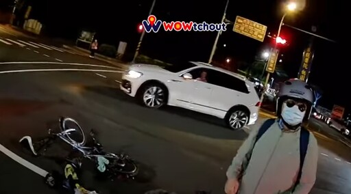 夜戴墨鏡騎車釀禍?桃園男左轉撞傷自行車騎士