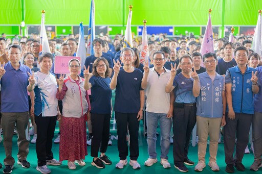 桃園公教人員羽球錦標賽開打 1500人齊揮拍展現健康活力