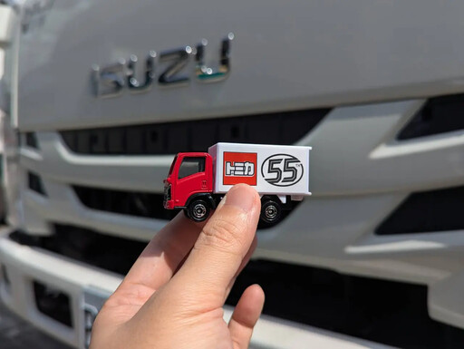 TOMICA 55週年展掀搶購潮!稀有小貨車、夢幻電動車庫 網友狂推入坑
