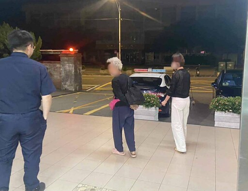 老婦深夜呆坐大園交流道旁 警方一查:已被通報失蹤