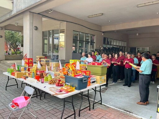 桃消龍潭分隊普渡祭典祈求風調雨順 不忘提醒用火安全