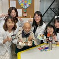 部桃舉辦全榖小學堂 長者DIY飯糰體驗健康飲食