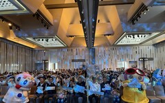 桃園80佳偶步入人生新里程碑 張善政化身海洋船長見證浪漫時刻