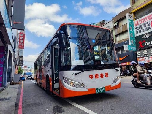 桃園市區公車全面開啟頭燈行駛 強化指差確認提升行車安全