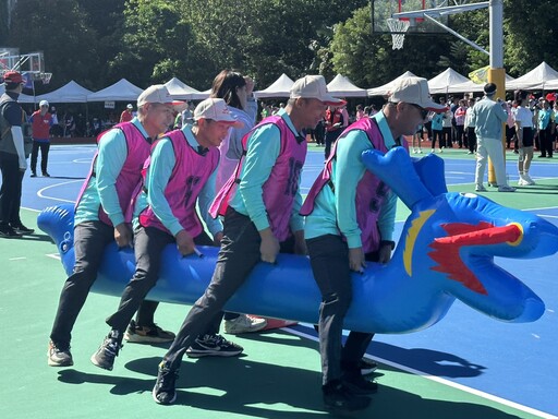 龜山區運動大會千人參與 太鼓、啦啦隊與趣味競賽炒熱全場