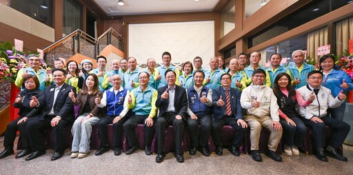 龍潭工業區廠商協進會表揚模範勞工 張善政:產官合作促進產業升級