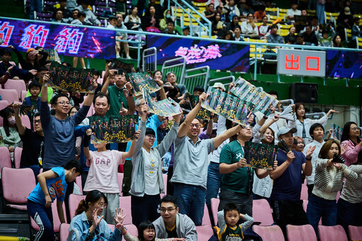 克羅馬輪休照樣贏！台啤永豐雲豹下三分雨澆熄中信特攻