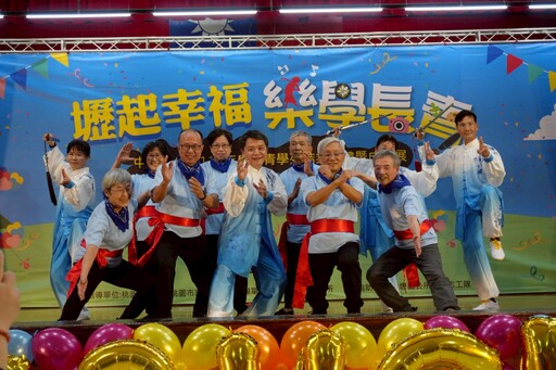 中壢區公所長青學苑結業典禮熱鬧登場 700位長輩齊聚分享學習成果