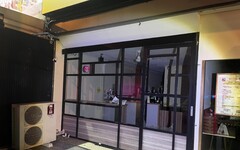 竹北虐童案引公憤 民眾「動私刑」砸爛教練飲料店