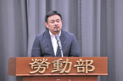 親自視察謝宜容辦公室 洪申翰批：擺設過於奢華