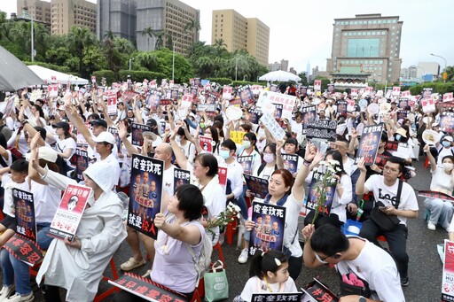 凱凱案怒火引爆千人上凱道 賈永婕聲援:虐兒判死也是人道的