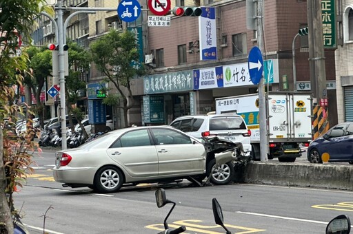 【三峽車禍】78歲老翁今年2月才換駕照 肇事車也有22年「車齡」