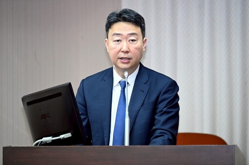 高齡者車輛加裝ADAS、補助搭「公共小黃」 交通部長陳世凱:3個月內研議