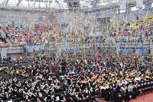 好失望!畢業典禮沒播放「上台大便」 台大說明原因