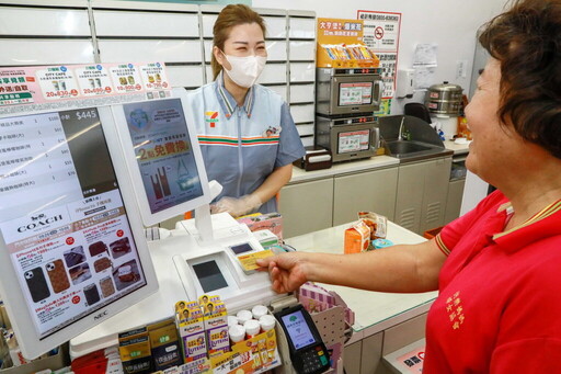 7-ELEVEN深耕公益餐食照顧，首創送取餐服務10年不間斷 發起愛心便當認捐，陪伴街友提早歡度春節、好好吃飯