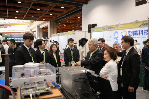 影/2025全國技專院校學生實務專題製作競賽暨成果展盛大登場!展現技職教育實力與創新活力!