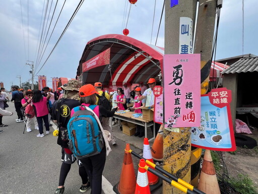 「藥物醫人身 文化冶人心」理念的堅持與傳承 順天堂與白沙屯媽祖十年香隨