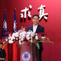 東海畢業典禮創新又感人！AI校長祝福＋部長返校說夢想
