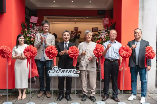 開平餐飲打造世界風味品飲空間!侍酒師推薦「SOMM」餐酒館開幕