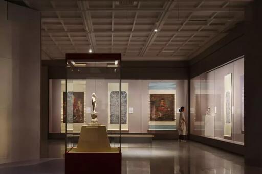 中台世界博物館特展《一瞬一旅:館藏佛塔經幢》
