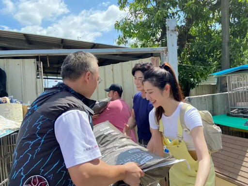 「戲劇女神」韓雨潔、唐子元領軍藝人KOL送暖 愛心灌爆台南狗園