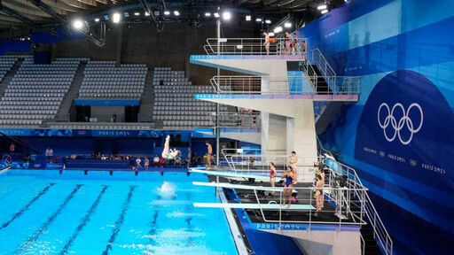 巴黎奧運／跳水背後的科學！選手上岸急衝水原因曝光 泳池表面噴水「是為了保命」